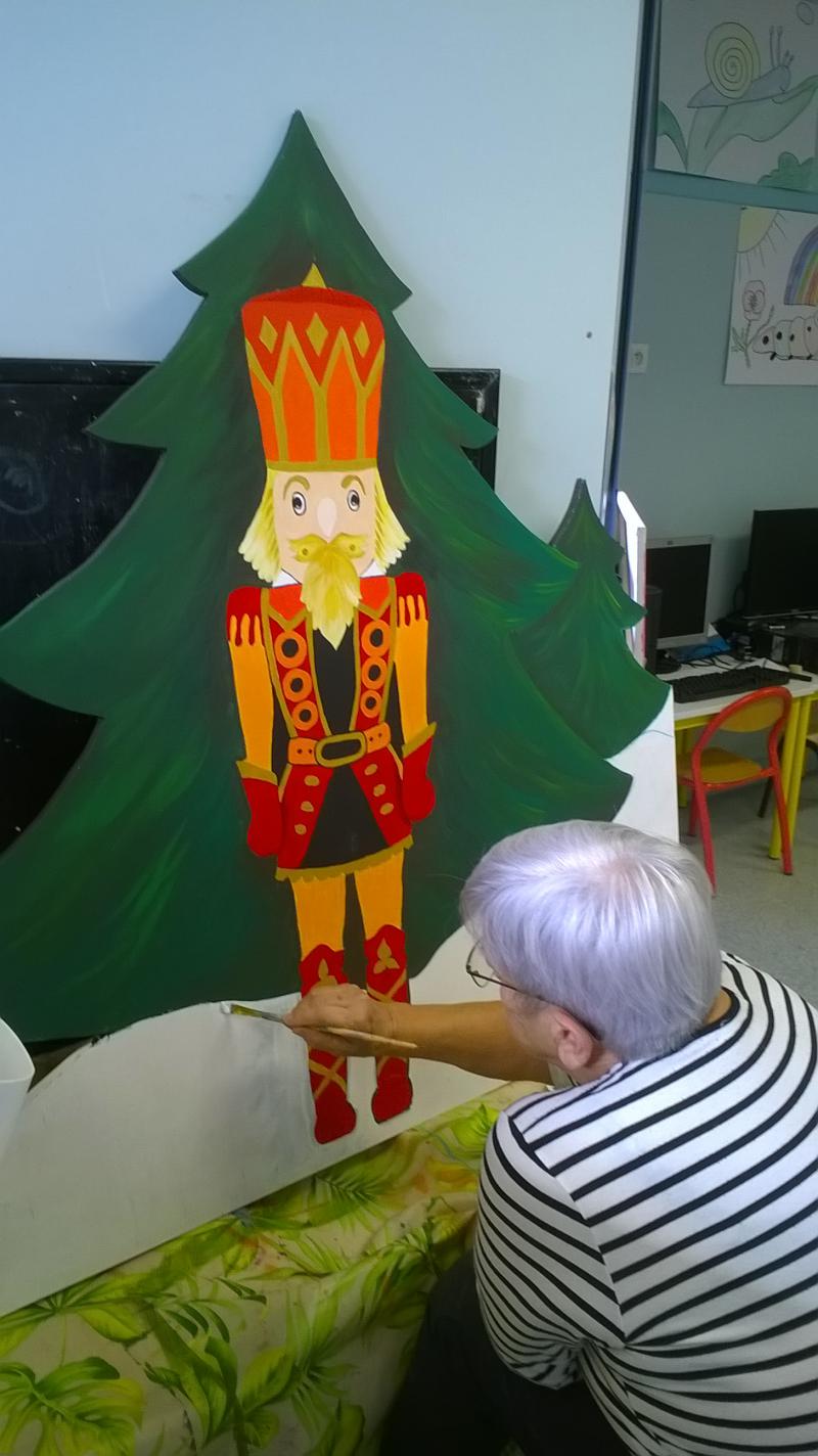 Atelier décors de Noël pour le village